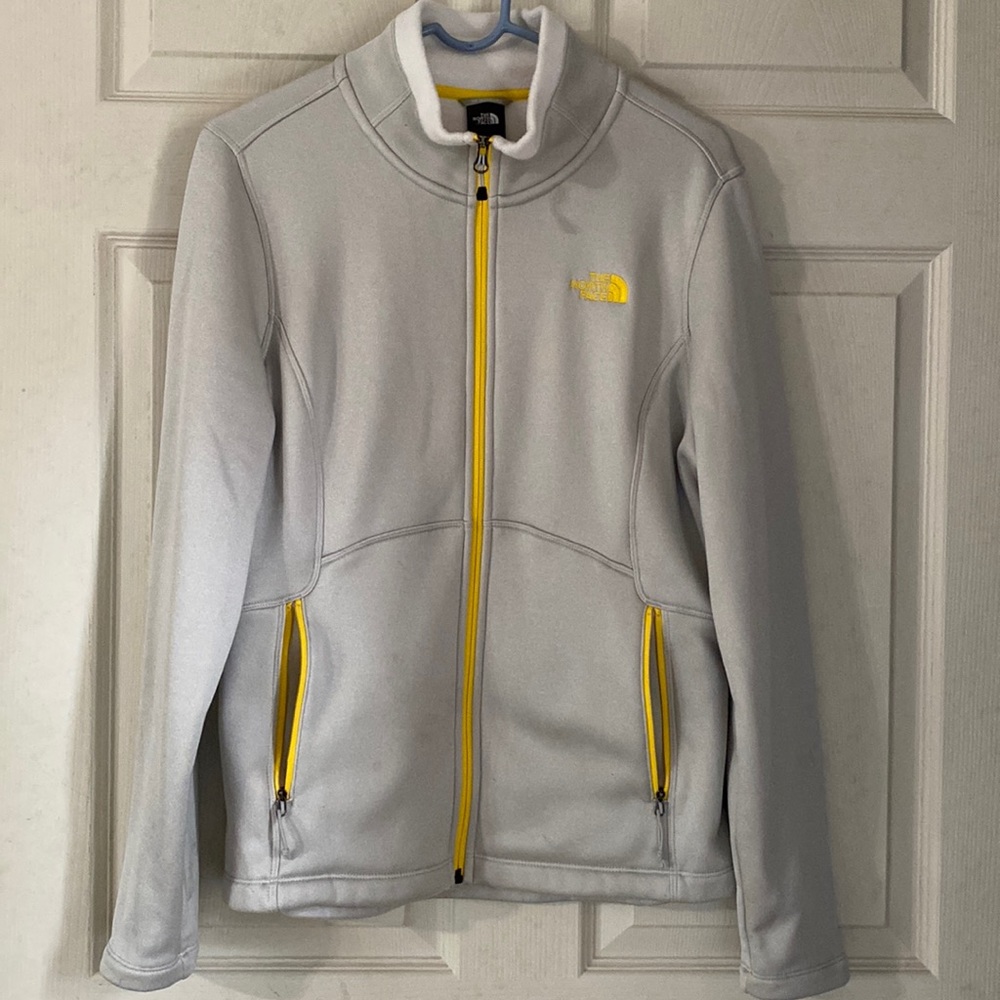 The north face sweater for women